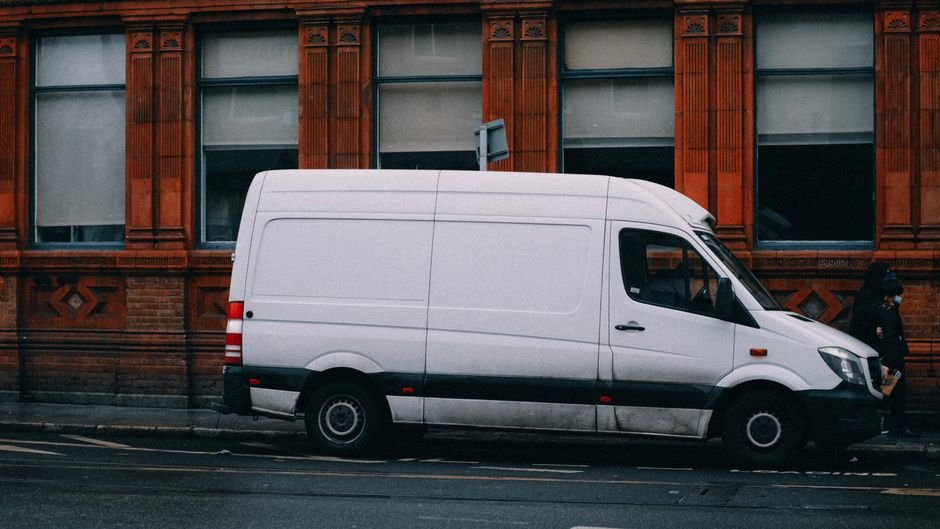 Mobile tyre fitting van parked roadside